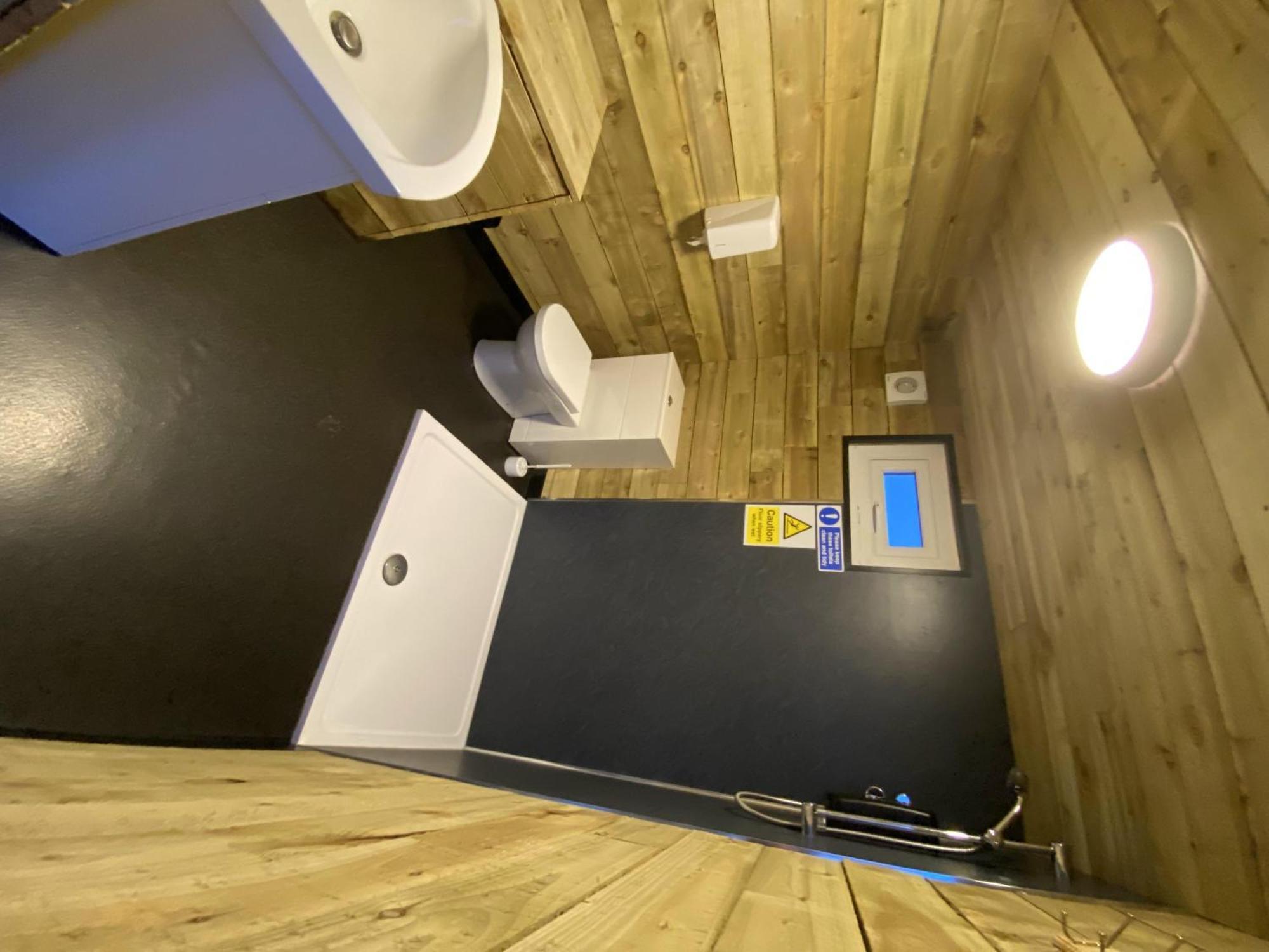 Beautiful 1-Bed Bell Tent In ホーリーヘッド エクステリア 写真